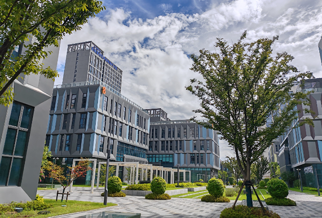 渝中工业地产投资新蓝海——新能源产业园区崛起